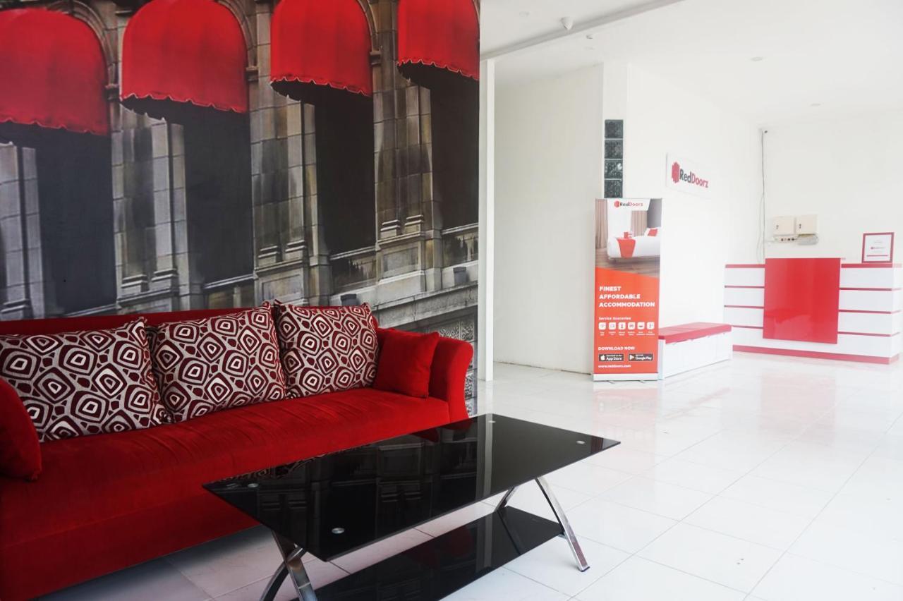 Reddoorz @ Jalan Tanjung Blitar Hotel Kültér fotó
